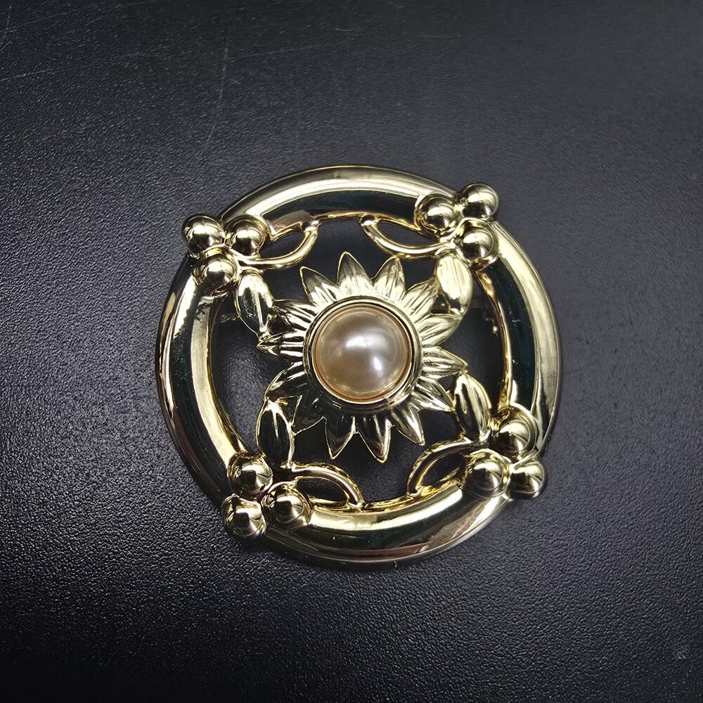 Danecraft Gold Tone Faux Pearl Brooch Round Circle Timeless Classsic
